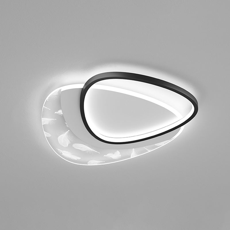 Moderne dreieckige Deckenleuchte aus Metall mit 2 Leuchten für das Esszimmer