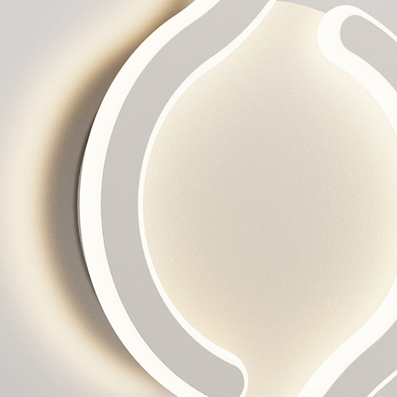 Linear Shape Metal Wall Sconce Modern Single Light Wall Mount Lighting