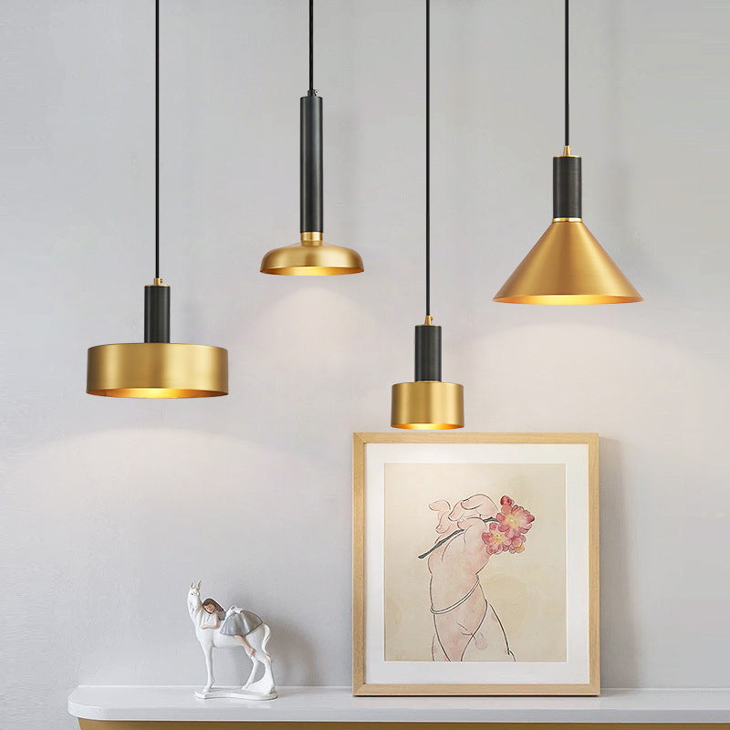 1 léger pendentif suspension de style postmoderne éclairage suspendu en métal pour le salon