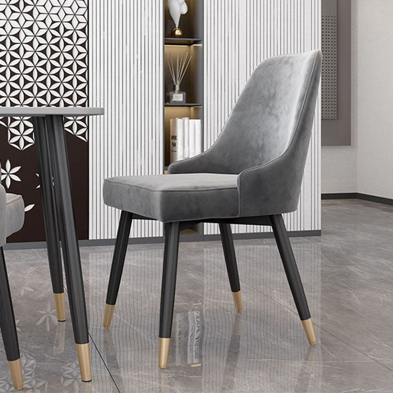 Sillas de comedor sin brazos tapizadas de diseño escandinavo con respaldo sólido que cena la silla lateral