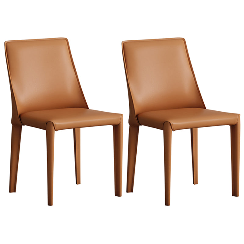 Silla lateral de cuero de hotel de estilo diseñador, silla de comedor con respaldo sólido y acabado mate