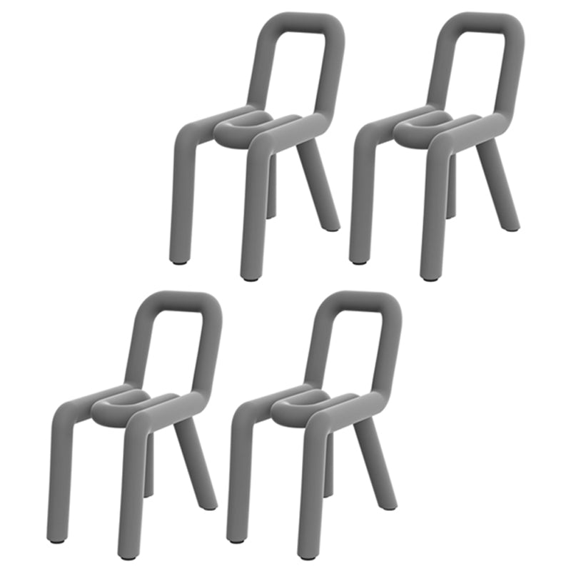 Silla lateral de terciopelo de hotel de estilo diseñador, acabado mate, parte trasera abierta, silla de comedor