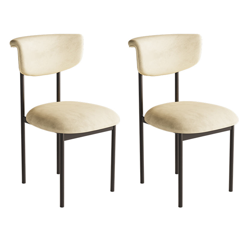 Silla auxiliar de terciopelo para el hogar moderno, silla de comedor con respaldo abierto y acabado mate