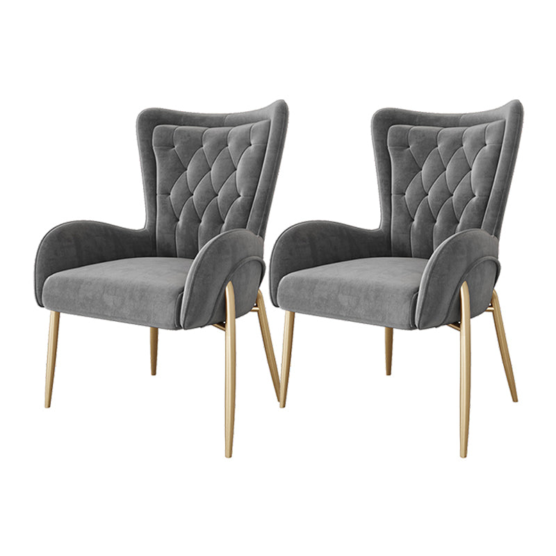 El comedor del metal de Glam preside la silla tapizada del brazo lateral para el uso en el hogar