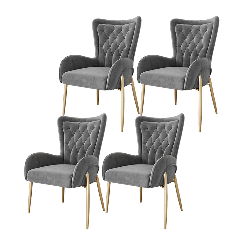 El comedor del metal de Glam preside la silla tapizada del brazo lateral para el uso en el hogar