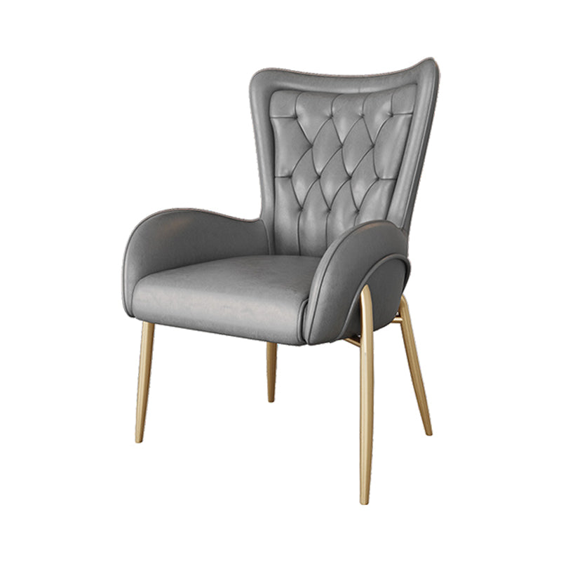 El comedor del metal de Glam preside la silla tapizada del brazo lateral para el uso en el hogar