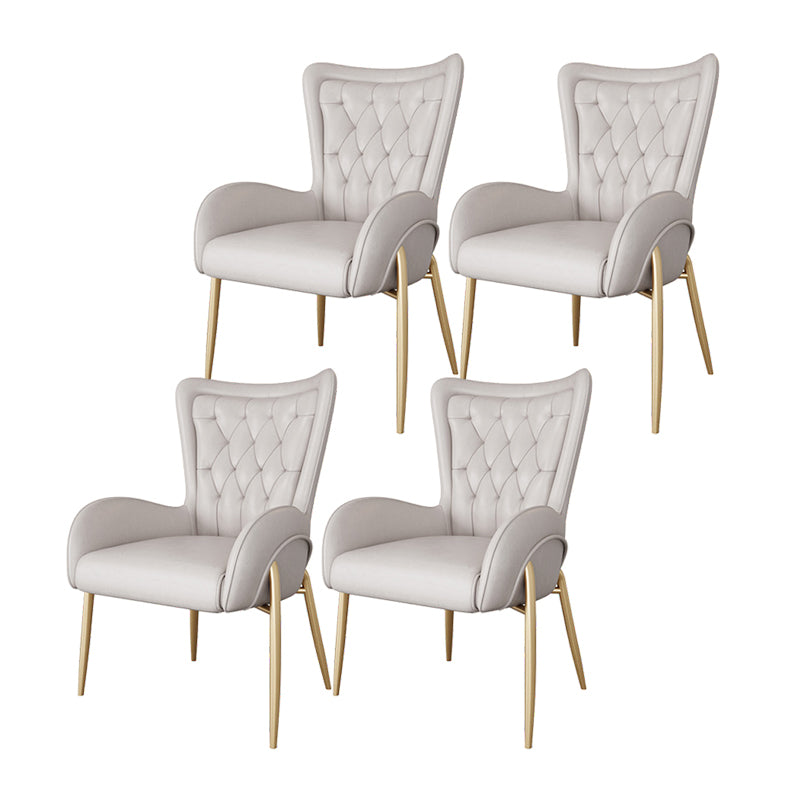 El comedor del metal de Glam preside la silla tapizada del brazo lateral para el uso en el hogar