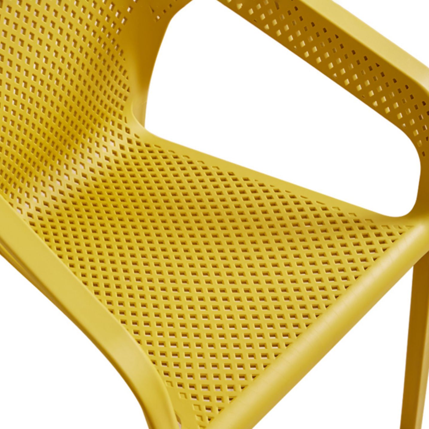 Modern Coffee Shop Plastic Arm Chair Matte Finish Solid Back Dining Chair
