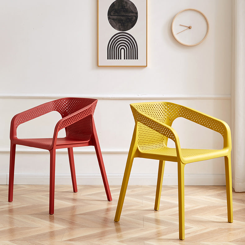 Modern Coffee Shop Plastic Arm Chair Matte Finish Solid Back Dining Chair