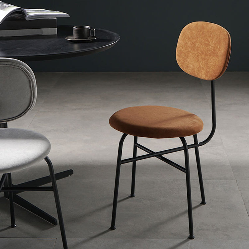 Chaise de salle à manger de style contemporain Chaise d'appoint sans accoudoirs avec pieds en métal
