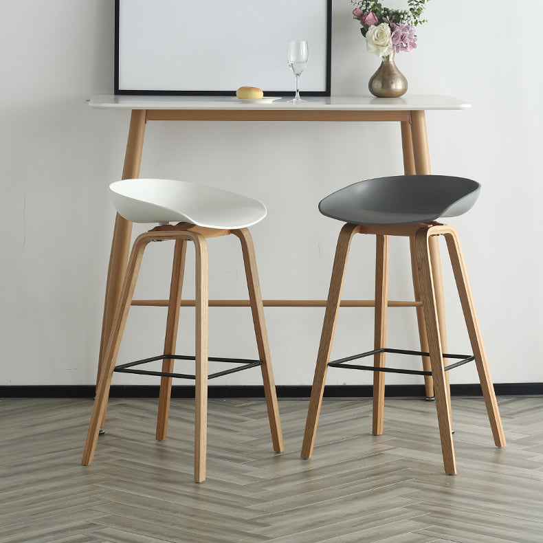 Taburetes contadores simples contemporáneos taburete de bar de madera interior con patas de 30 pulgadas con asiento de plástico
