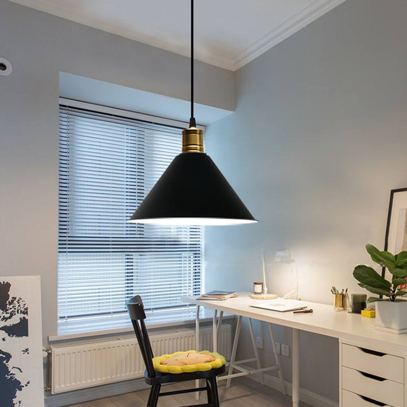 Forme de cône en métal Lumières suspendues modernes Macaron Macaron 1-Light Hanging Mount Fixture