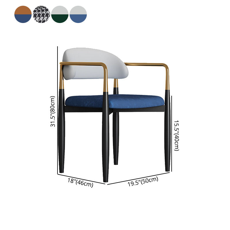 Silla de comedor tapizada casera moderna con respaldo abierto y acabado mate