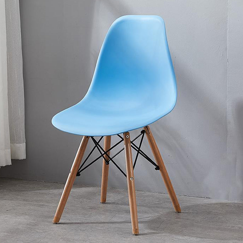 Sedia in legno scandinavo interno-outdoor.