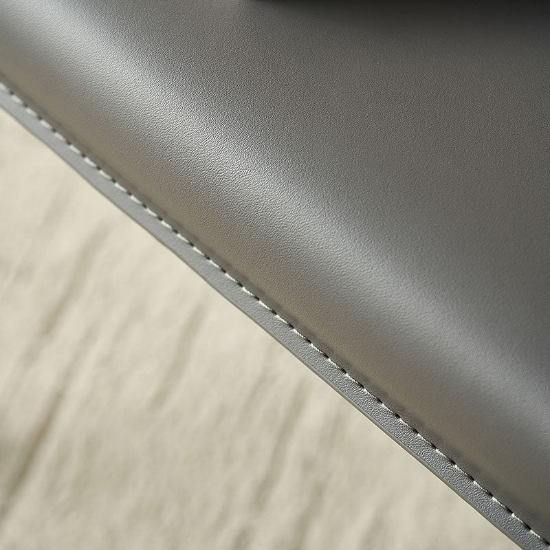 Silla de cuero moderna del comedor Silla sin brazos del metal para el uso del restaurante
