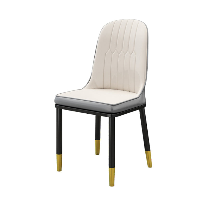 Silla de comedor sin brazos con respaldo sólido de comedor de cuero de PU de estilo escandinavo