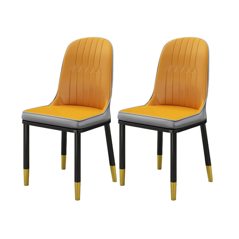 Silla de comedor sin brazos con respaldo sólido de comedor de cuero de PU de estilo escandinavo