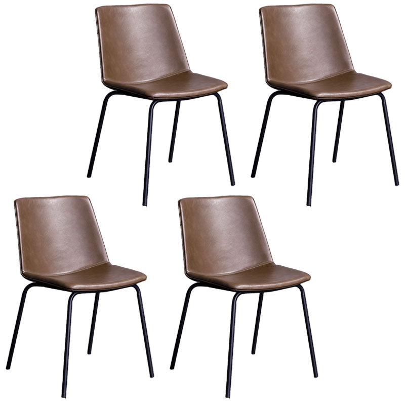Silla de comedor con acabado mate de cuero de silla lateral con respaldo sólido de hotel contemporáneo
