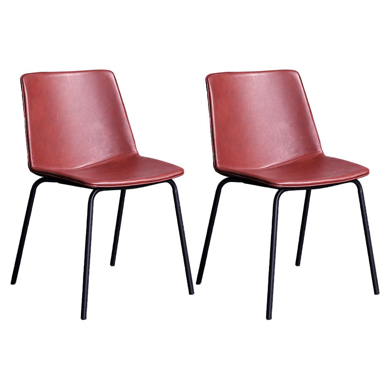 Silla de comedor con acabado mate de cuero de silla lateral con respaldo sólido de hotel contemporáneo