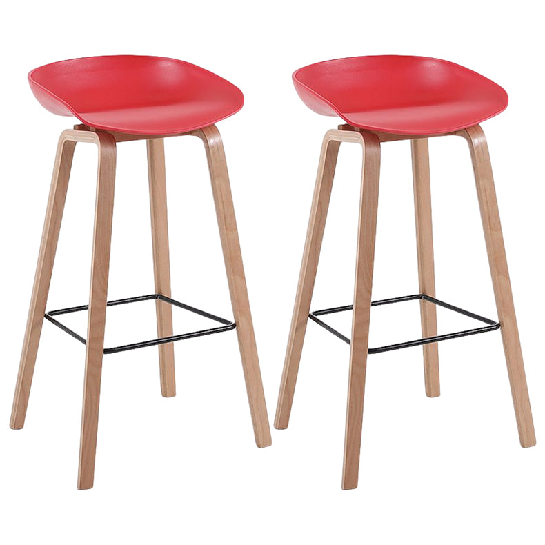 Moderner Barhocker aus massivem Holz für den Innenbereich, Eimer-Thekenhocker mit Kunststoffsitz
