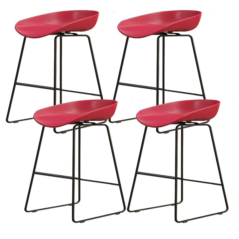 Modern Style Iron Bar Stool with Footrest Nordic Style Tavern Simple Bar Stool