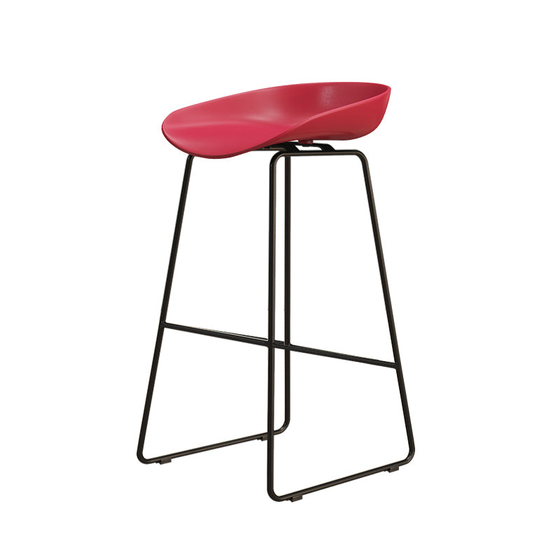 Modern Style Iron Bar Stool with Footrest Nordic Style Tavern Simple Bar Stool