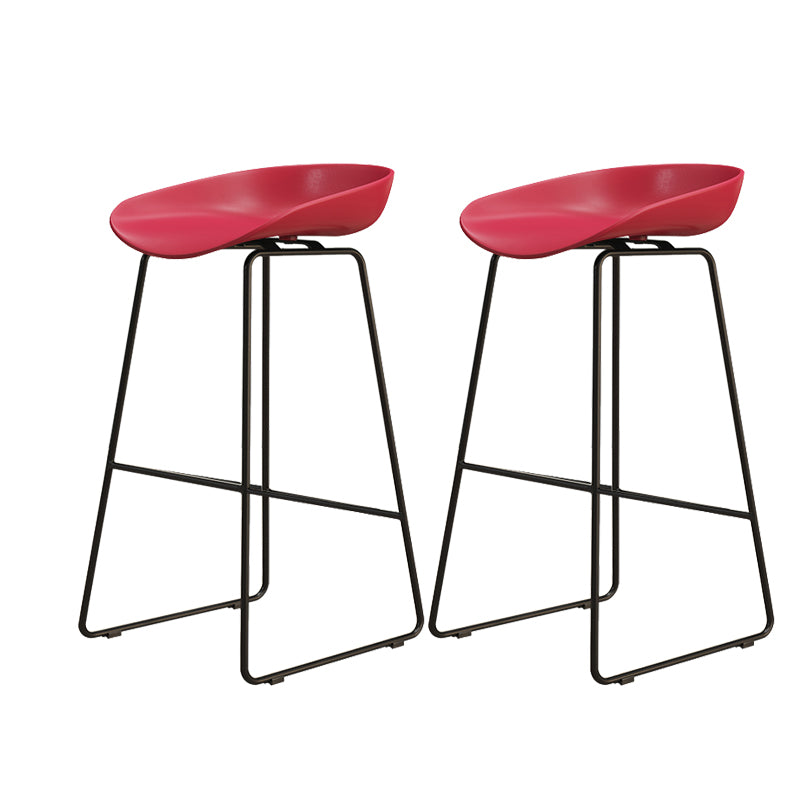 Modern Style Iron Bar Stool with Footrest Nordic Style Tavern Simple Bar Stool