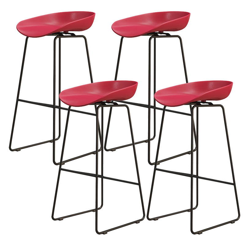 Modern Style Iron Bar Stool with Footrest Nordic Style Tavern Simple Bar Stool