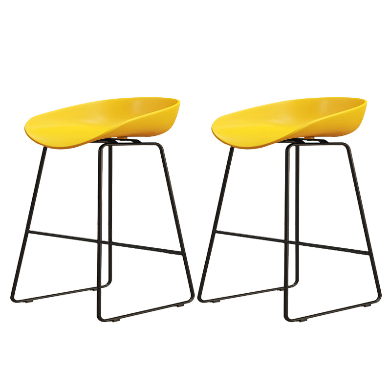 Modern Style Iron Bar Stool with Footrest Nordic Style Tavern Simple Bar Stool