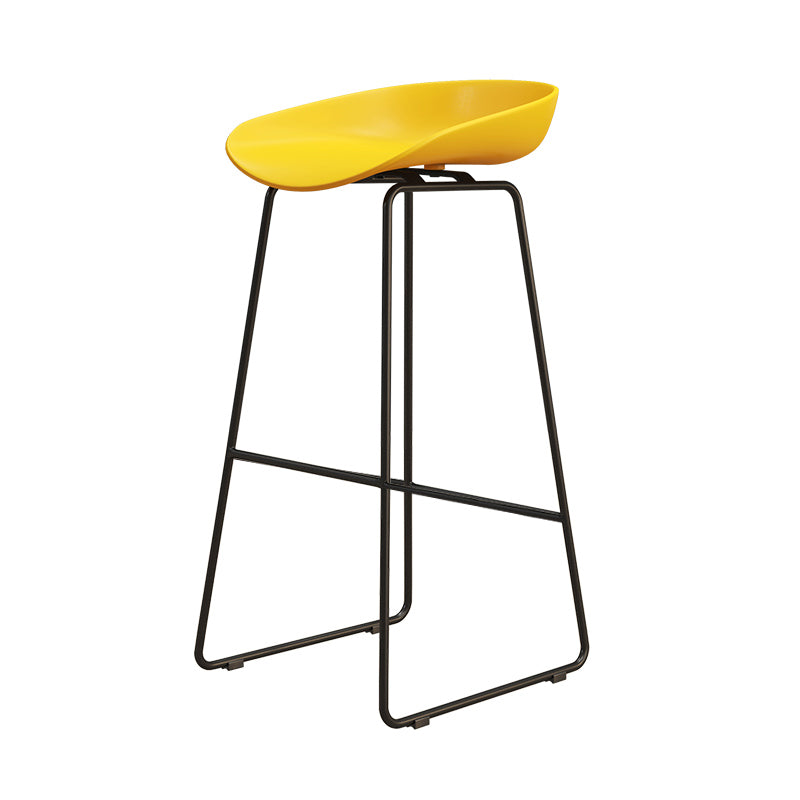 Modern Style Iron Bar Stool with Footrest Nordic Style Tavern Simple Bar Stool