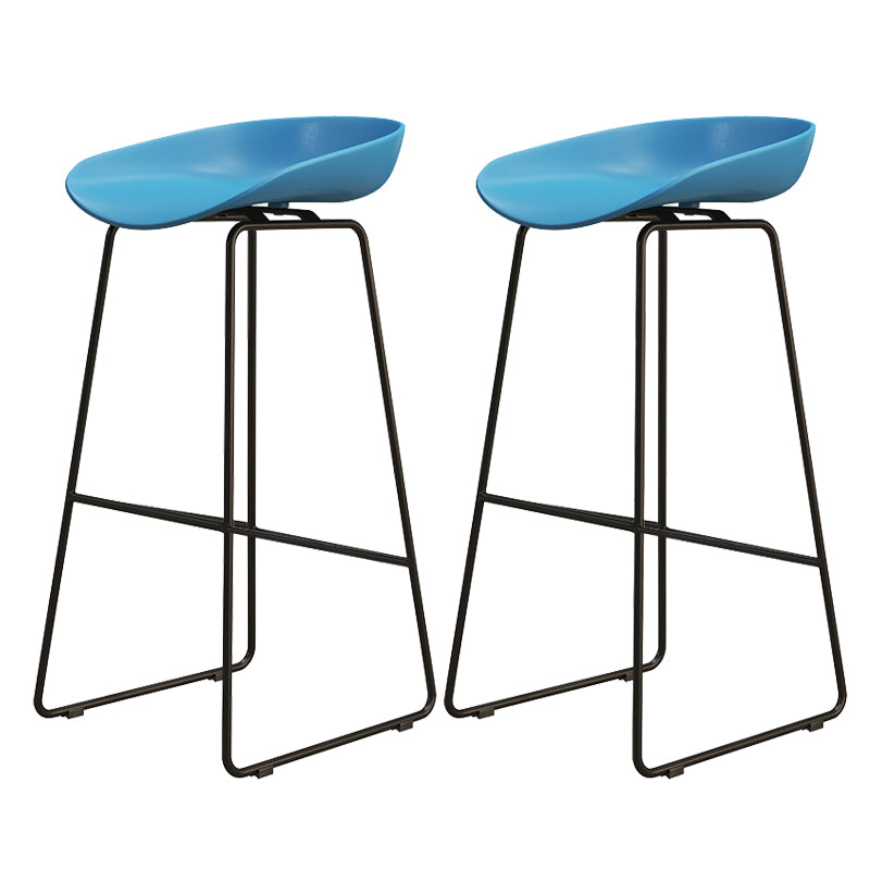 Modern Style Iron Bar Stool with Footrest Nordic Style Tavern Simple Bar Stool