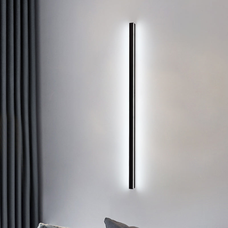 Linear Shape Metal Wall Sconce Modern Style 1- Light Wall Mount Light in Black