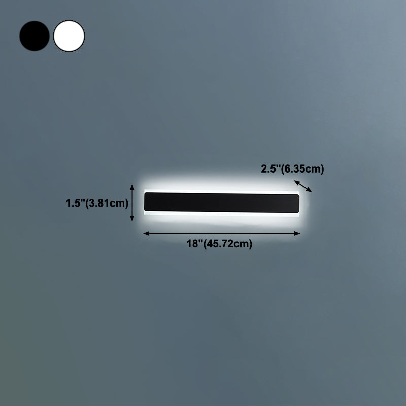 Spilla moderna a parete in metallo a forma lineare 1- Luce Light Monte Luce