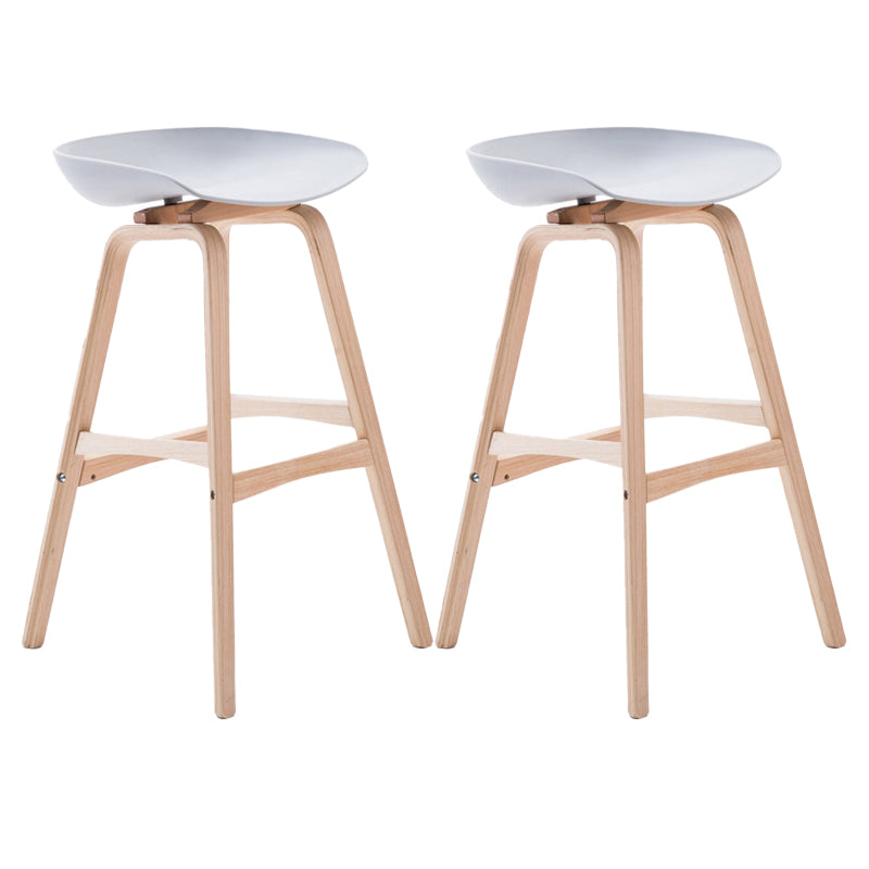 Scandinavia Style Bar-stool Wooden Legs PP Seat for Restaurant Bar