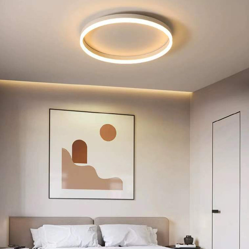 Circular Flush Mount Ceiling Light Metal LED Modern Flush Mount Light for Bedroom