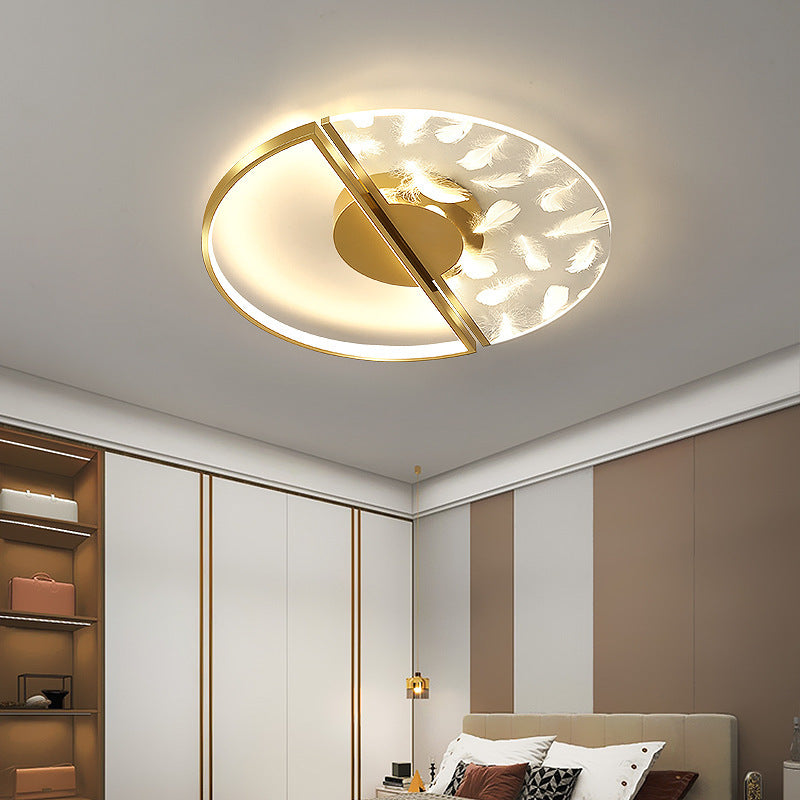 Nordic-Style Circle Ceiling Light Fixture Metal LED Bedroom Ceiling Mounted Light Fixture