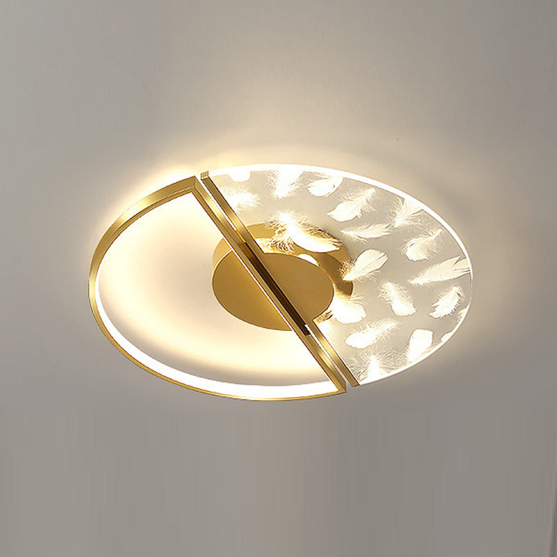 Nordic-Style Circle Ceiling Light Fixture Metal LED Bedroom Ceiling Mounted Light Fixture
