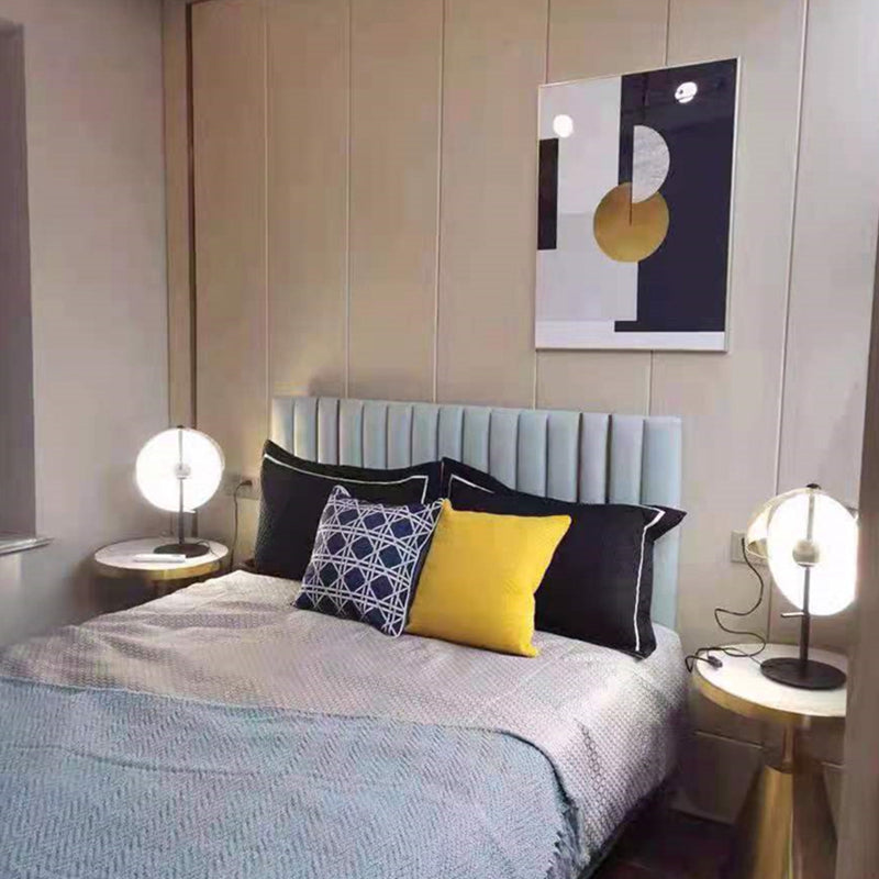 Eenvoudige bureaulamp huishoudelijke glazen tafellichtmakelaar voor slaapkamerstudieruimte