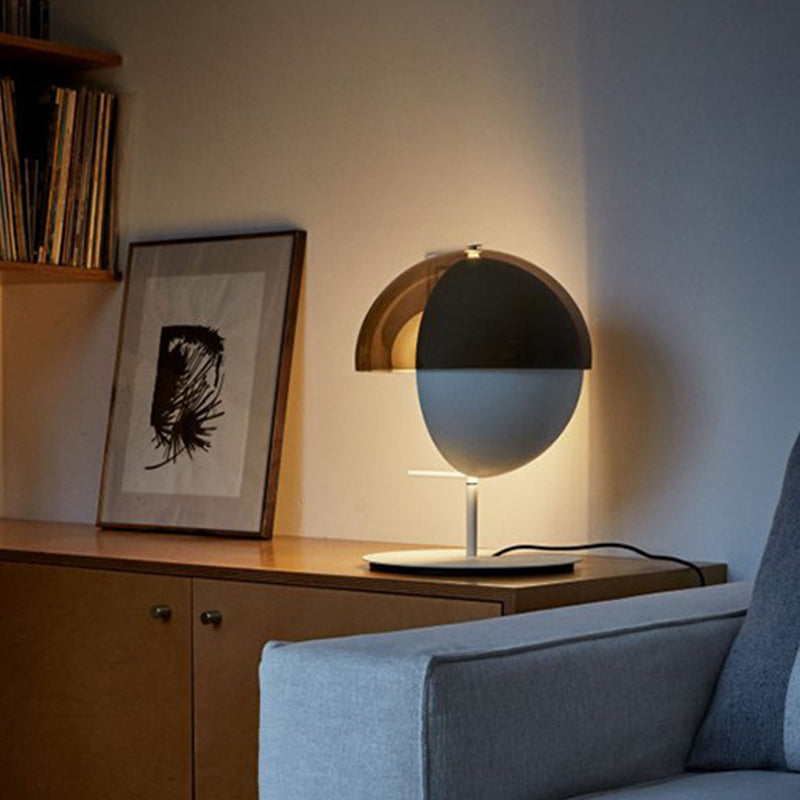 Eenvoudige bureaulamp huishoudelijke glazen tafellichtmakelaar voor slaapkamerstudieruimte