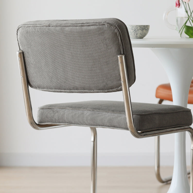 Eigentijdse metalen eetstoelen dineren open achterste armloze zijstoelen voor keuken