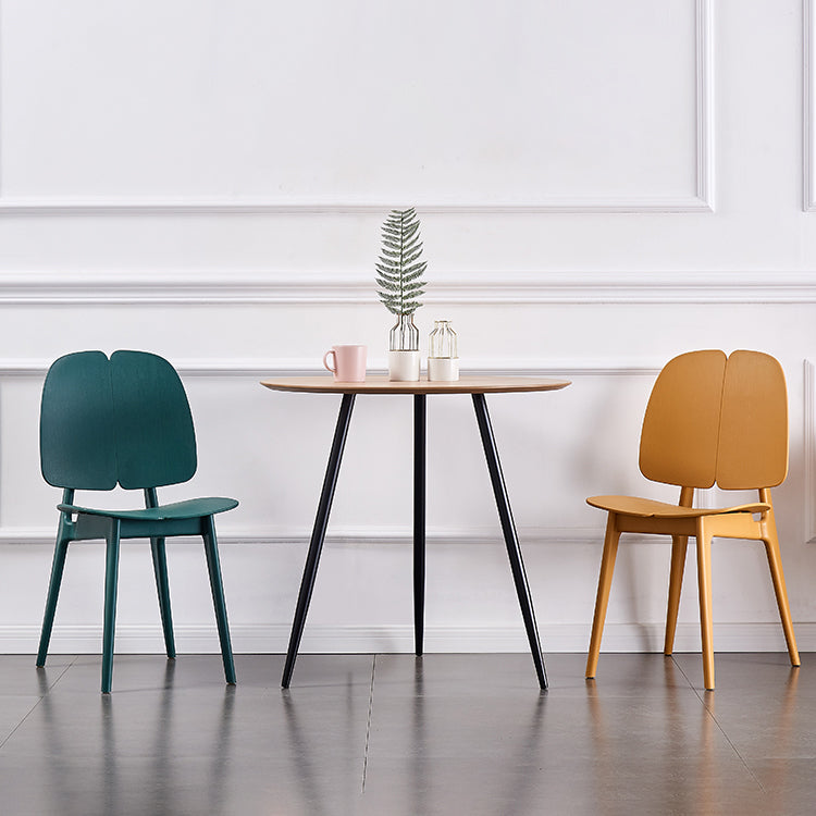 Sillas de comedor y decorativas contemporáneas Silla lateral de plástico con respaldo abierto para interiores y exteriores