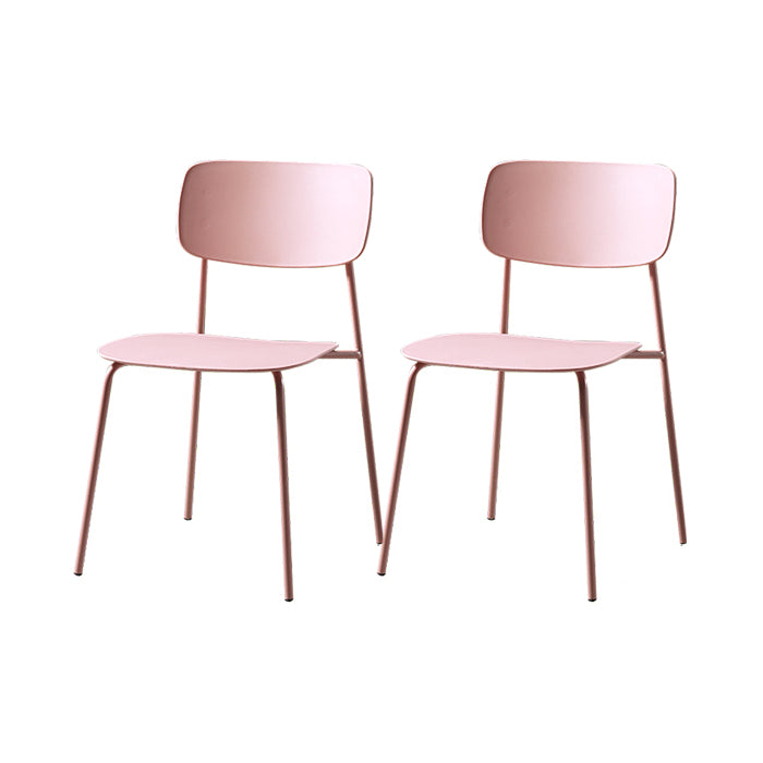 Silla de comedor de estilo moderno Silla auxiliar apilable sin brazos con patas de metal