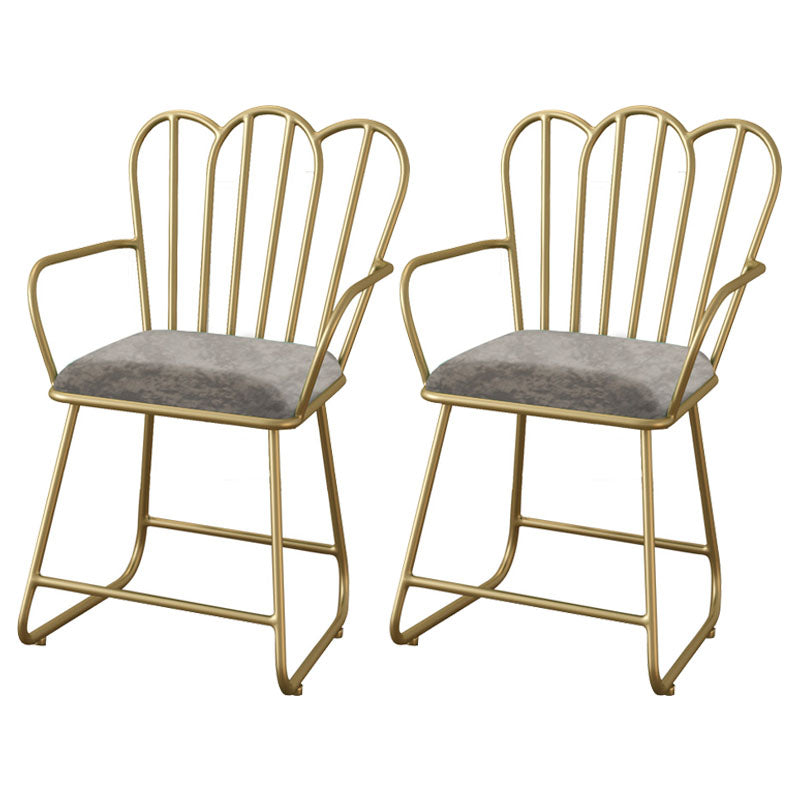 Silla de comedor de terciopelo Glam, sillón lateral de comedor de metal para uso en restaurantes