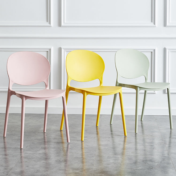 Silla escandinava de plástico para interior y exterior, silla lateral con respaldo abierto