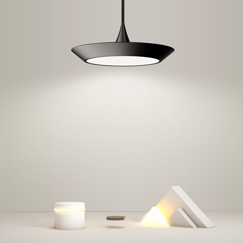 Luminaire suspendu en forme de géométrie Métallièrement le pendentif LED minimaliste pour salle à manger