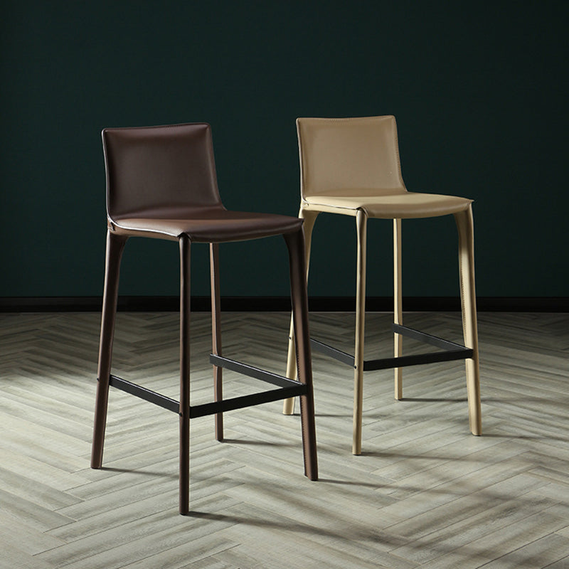 Taburete de bar de cuero para cafetería, reposapiés rectangular, respaldo bajo, altura de mostrador, 1 pieza
