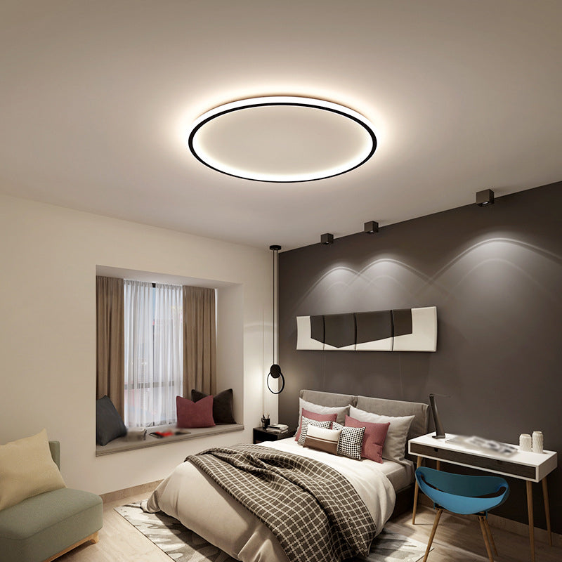 Contemporary Round Flush Light Metal 1 Light Flush Mount Ceiling Fixture in Black