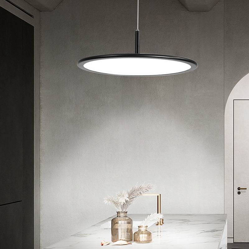 Salle de salle à manger en forme de disque