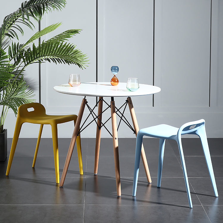 Wood Contemporary Round Dining Table Manufactured Wood Top Table for Dining Room