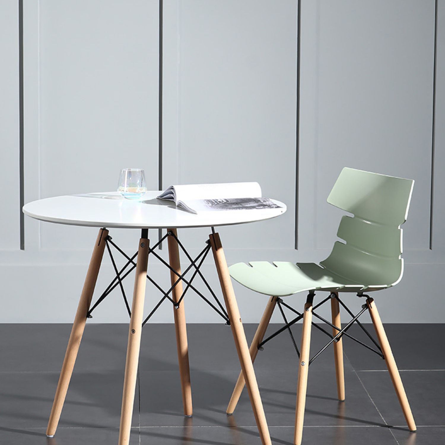 Wood Contemporary Round Dining Table Manufactured Wood Top Table for Dining Room